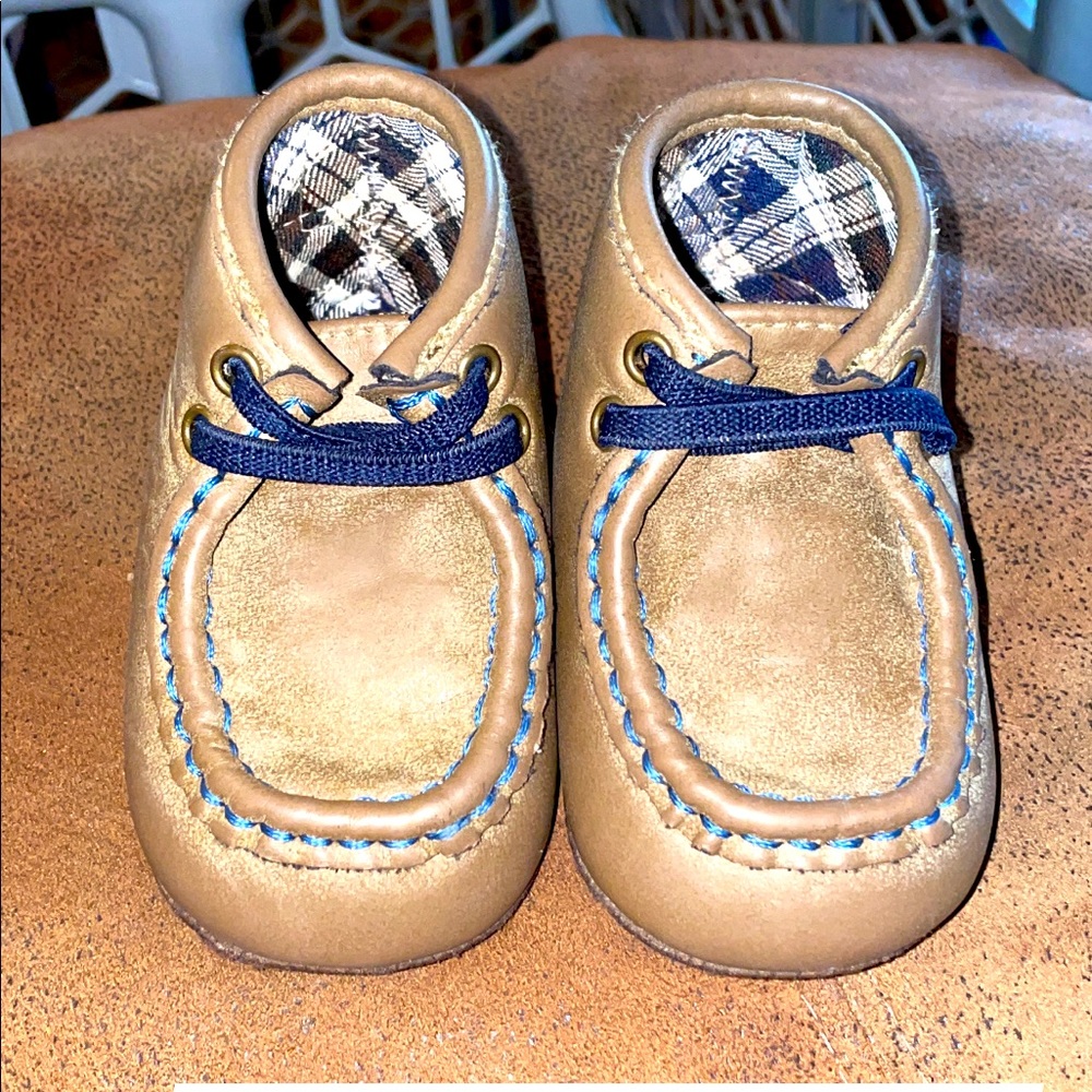 DBL BARREL Baby Mocs Size 2